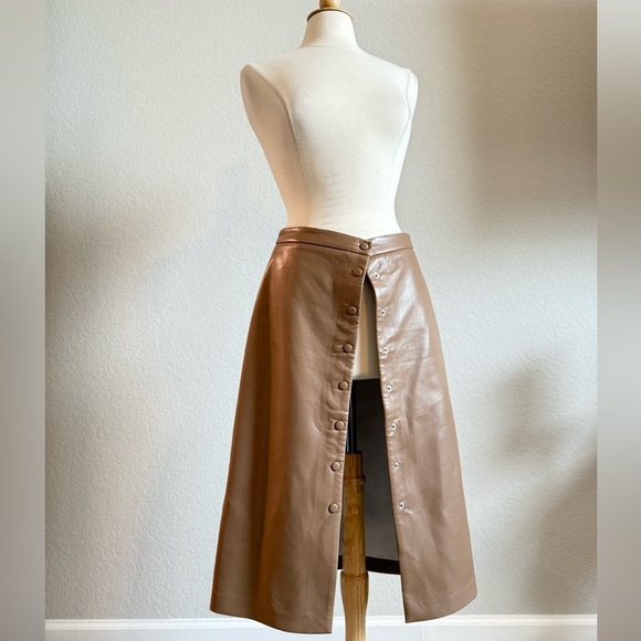 Aritzia vegan leather tan pencil skirt - Picture 3 of 5